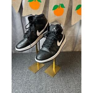Nike Air Jordan 1 Mid Black-White-Black Womens Sz 8 [DV0991-001]